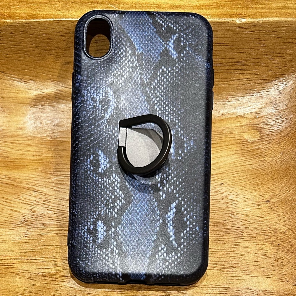 iPhone XR Case with Gunmetal Grey Finger Ring Blue Black Snake Skin Graphic GUC